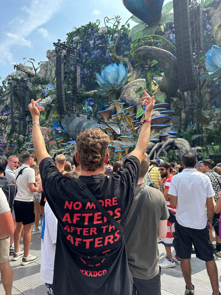 NO MORE AFTERS T-SHIRT