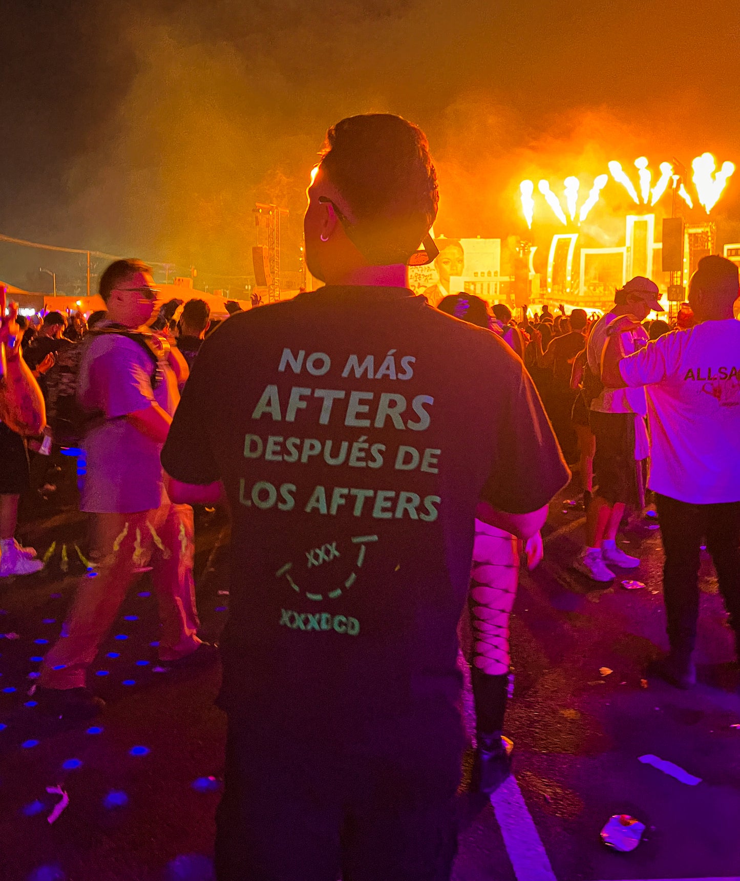 NO MÁS AFTERS T-SHIRT