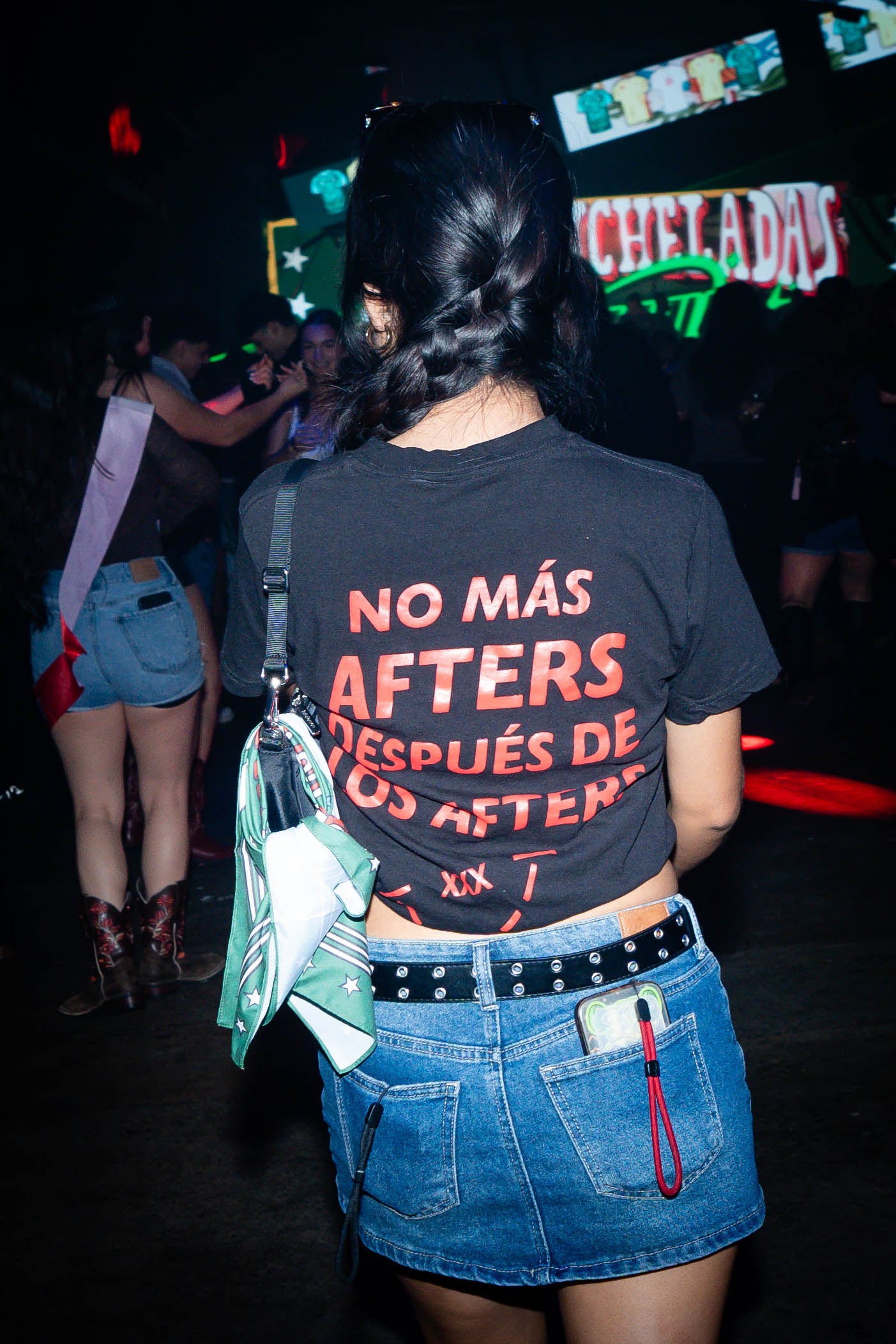 NO MÁS AFTERS T-SHIRT